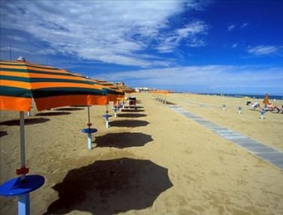 Римини: 14 августа собираются бастовать пляжные спасатели - пляжи могут закрыть