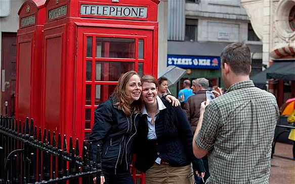 Теперь в Англии можно посетить музей в телефонной будке