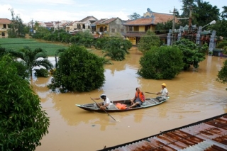 Курорты Вьетнама - вне опасности: разрушительное наводнение не мешает туристам