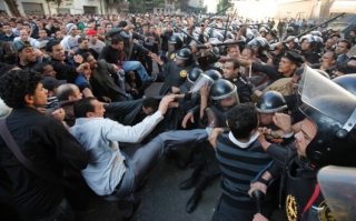 В Египте снова неспокойно: протестующие выходят на улицы
