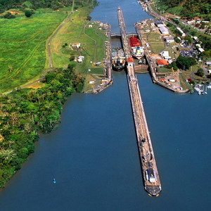 Панамский канал вновь открылся после реконструкции