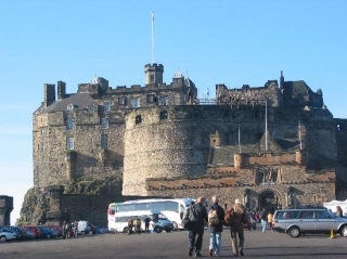Официальная позиция: туристический налог в Эдинбурге вводить не будут