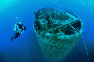В Аренцано открыли выставку на глубине 35 метров под водой