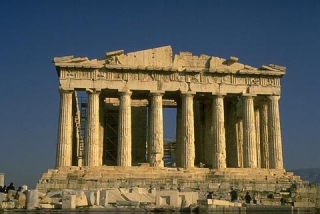 Реконструкции греческого Акрополя кризис не помешает