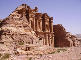 Иордания может потерять половину своих туристов