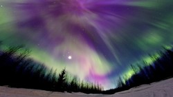 Астрономы: жители Петербурга могут увидеть полярное сияние