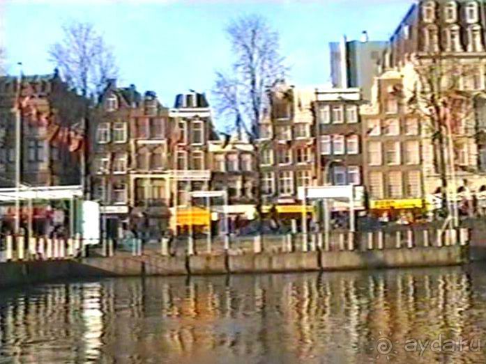 Альбом отзыва "Впервые в Амстердаме"