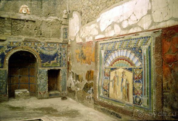 Альбом отзыва "путешествие по раскопкам древнего города Помпеи"