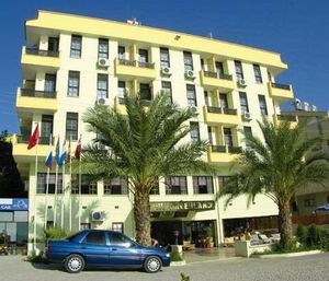 �������� Green Land Hotel