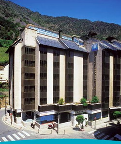 �������� Andorra Center