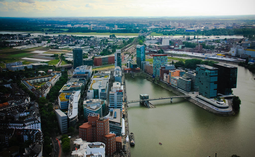 Авиабилеты в Дюссельдорф