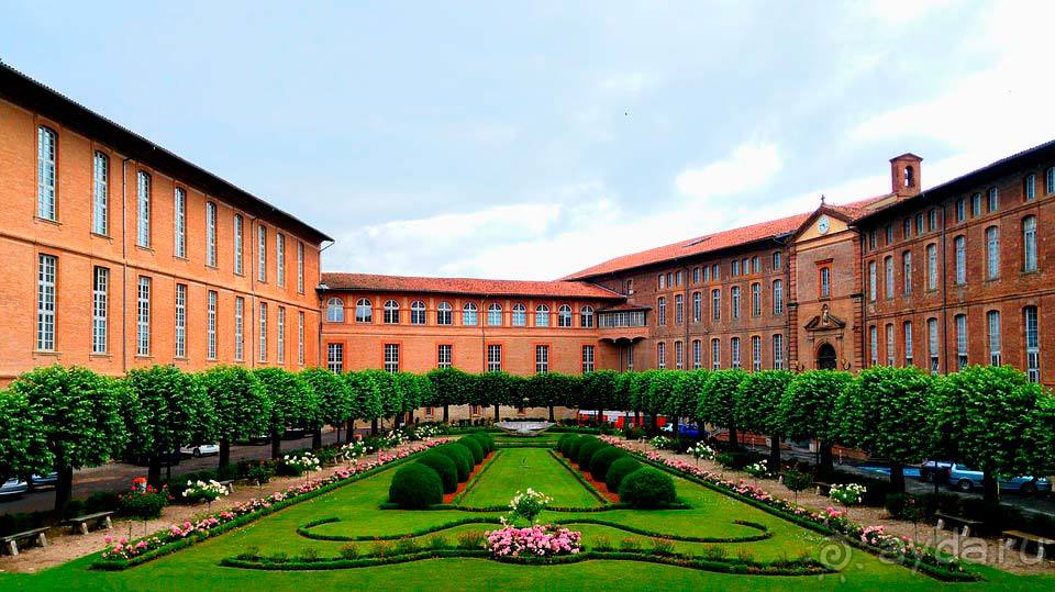 Отдых в Тулузе