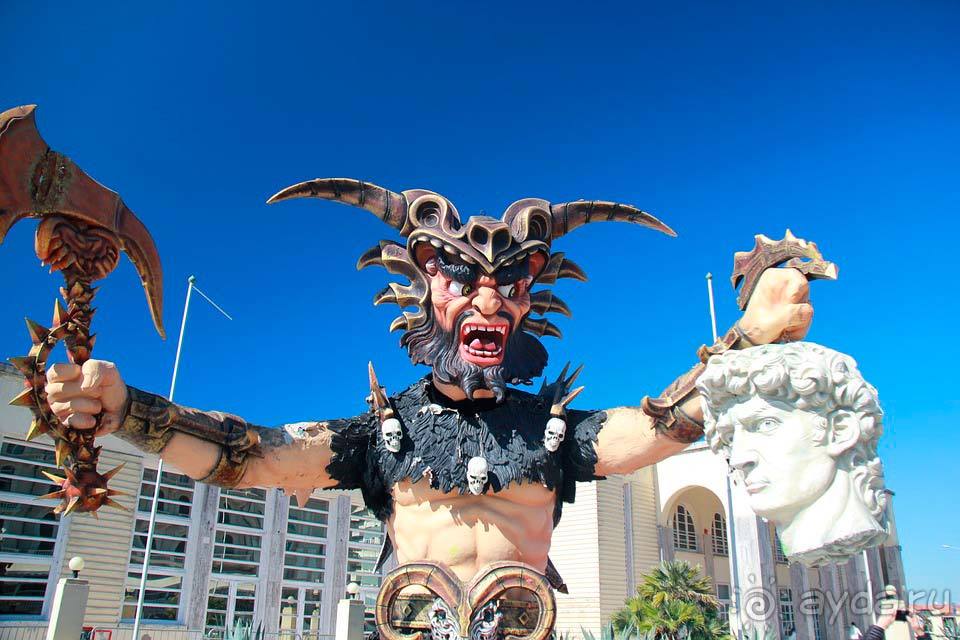 Отдых в Виареджио