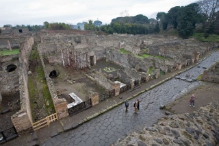 Древний город Помпеи нуждается в реставрации