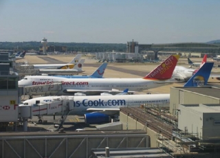 Английские аэропорты будут подогревать взлетные полосы