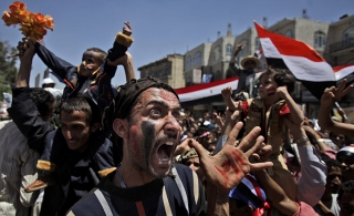 Массовые антиправительственные демонстрации распространились на все крупные города Испании