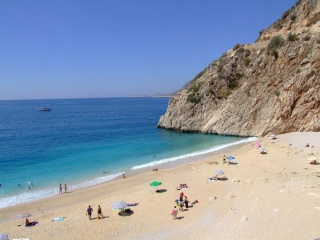 Россиянам хотят запретить отдыхать в <a href=/turkey/>Турции</a>