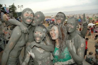 Самый грязный фестиваль Южной Кореи признан главным мероприятием страны