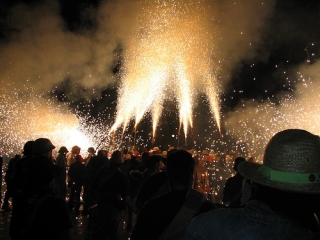 Международный Конкурс фейерверков начался в испанской Таррагоне
