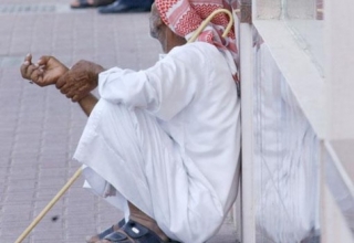 Нищие используют поддельные справки, чтобы попасть в ОАЭ