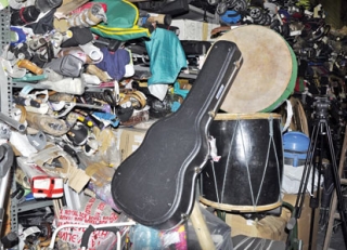 В Турции устроят аукцион для распродажи забытых в самолетах вещей