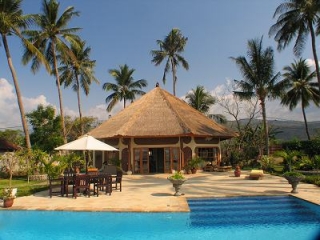 На Бали вспышка преступлений против туристов