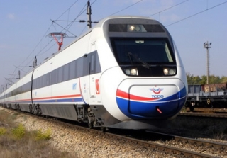 Мужчинам в поездах Турции запретили ездить рядом с незнакомыми женщинами