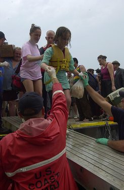Пассажирский паром горит у берегов Египта - на борту могут быть россияне