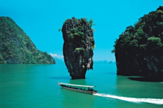 Туристический Таиланд не затоплен, но людей стало меньше