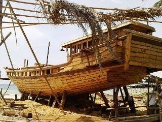 В Индонезии спущено на воду величественное судно ''Phinisi''