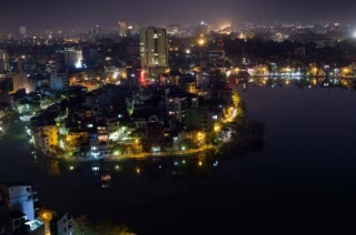 Студенты бесплатно проводят экскурсии по столице Вьетнама