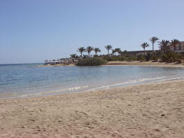 Новые власти Египта взялись за наведение порядка в столице и на курортах