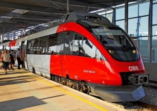 Во всем Израиле остановились поезда