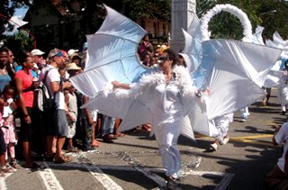 &not;се дороги ведут на карнавал ''&not;иктори&euro;'' на &mdash;ейшелах