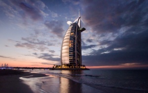 Россияне смогут получать <a href=/uae/visa/>визу в ОАЭ</a> при въезде в страну Россияне смогут получать визу в <a href=/uae/>ОАЭ</a> при въезде в страну