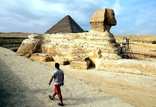 Гвинея приняла более 100 тысяч иностранных туристов в 2011 году