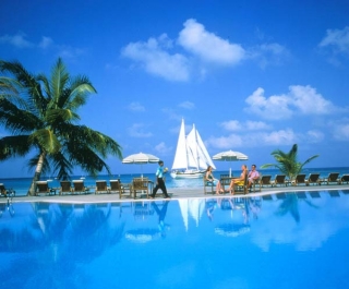 Демпинг цен на туры в <a href=/greece/>Грецию</a> может повториться этим летом