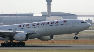 Сотрудники "Air Canada" возвращаются к работе