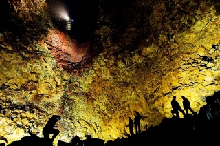 <a href=/iceland/>Исландия</a> предлагает первый в мире тур внутри вулкана Исландия предлагает первый в мире тур внутри вулкана