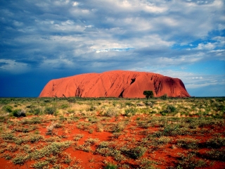Австралия: авиарейсы в Северную территорию сокращены из-за падения потока туристов