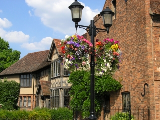 Родина Шекспира приглашает туристов в средневековую Англию