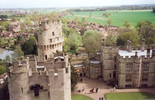 Список британских мест для детского отдыха возглавил замок Уорвик