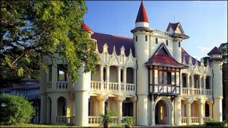 Дворец Санам Чандра в Таиланде вновь примет шоу орхидей