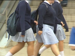 Многие испанцы комплексуют перед стройными туристами