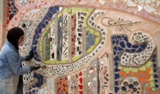 Фрески из отходов производства украсят школу в Сирии