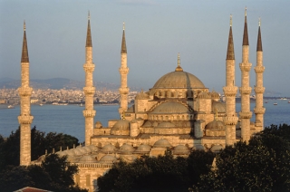 Масштабный торговый фестиваль зазывает туристов в Стамбул