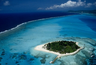 Известный британский остров Тристан-да-Кунья загрязнен нефтью