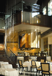 В отеле Park Hyatt в Дубаи организованы кулинарные курсы для постояльцев