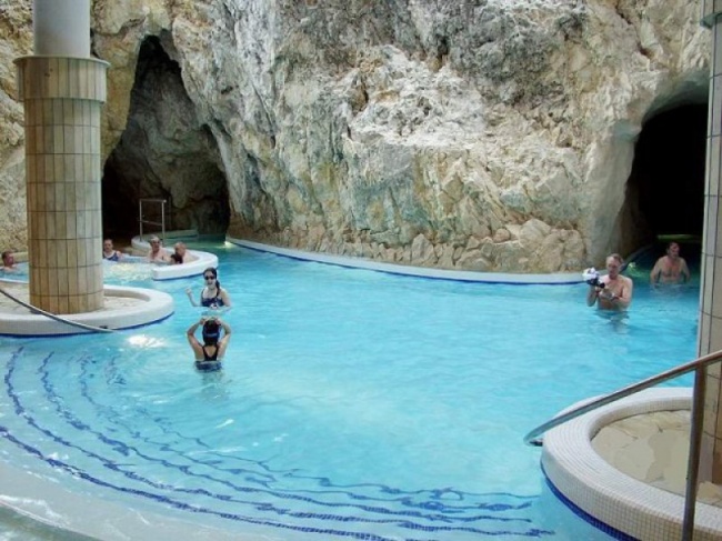 Лучшие термальные курорты Чехии