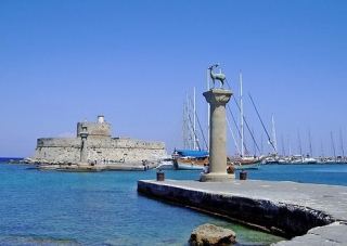 Родос открывает курортный сезон раньше обычного